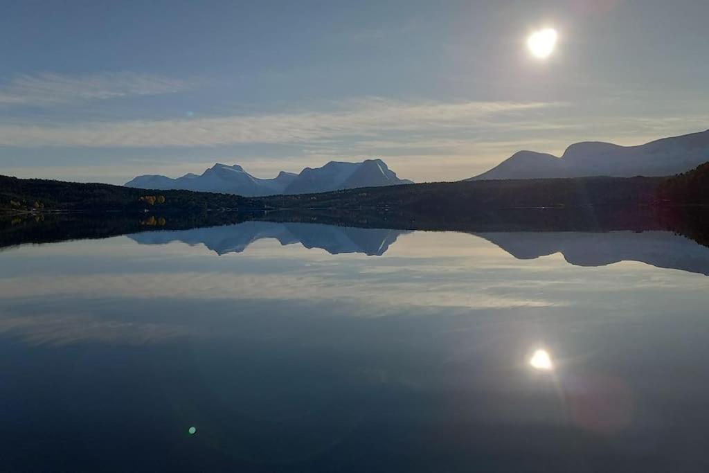 Koselig Og Moderne Leilighet, Meget Sentralt I Narvik Med Gratis Parkering! Екстер'єр фото